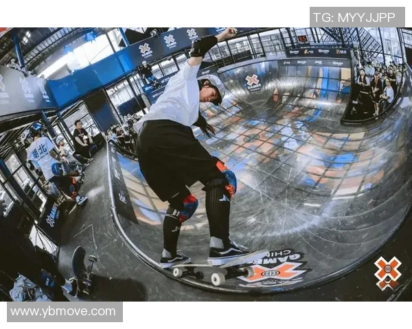 西安滑板队在极限运动嘉年华中的默契配合与精彩表现分析